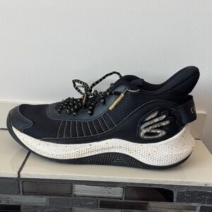 Under Armour | Shoes | Under Armour Black Knit Sneakers With  display picture 1